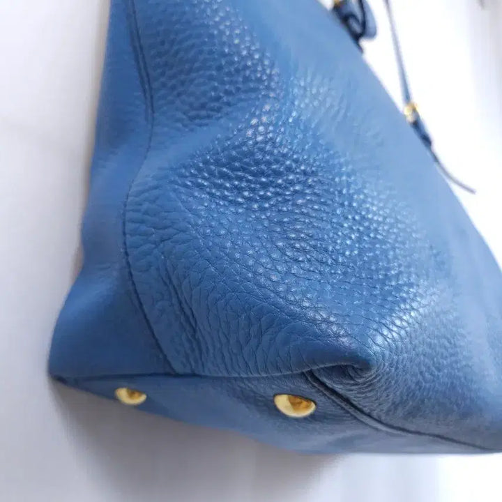 [BUNJANG] Miu Miu Blue Leather Tote Bag / 미우미우 블루 레더 토트백