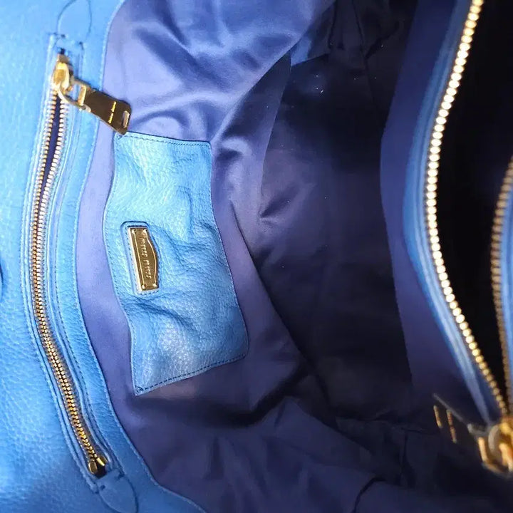 [BUNJANG] Miu Miu Blue Leather Tote Bag / 미우미우 블루 레더 토트백
