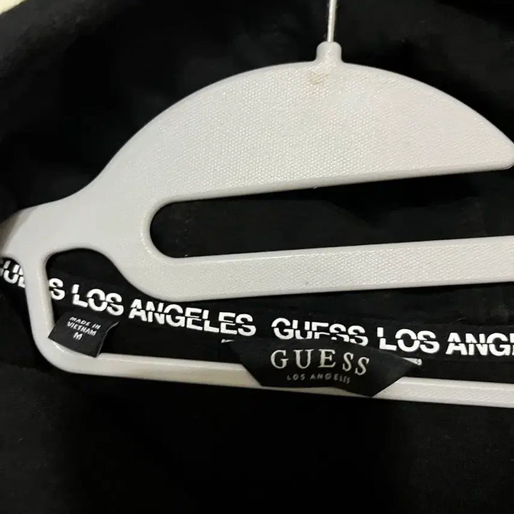 [BUNJANG] Guess Black Logo Hoodie (M) / (M)게스 블랙 로고 후드티