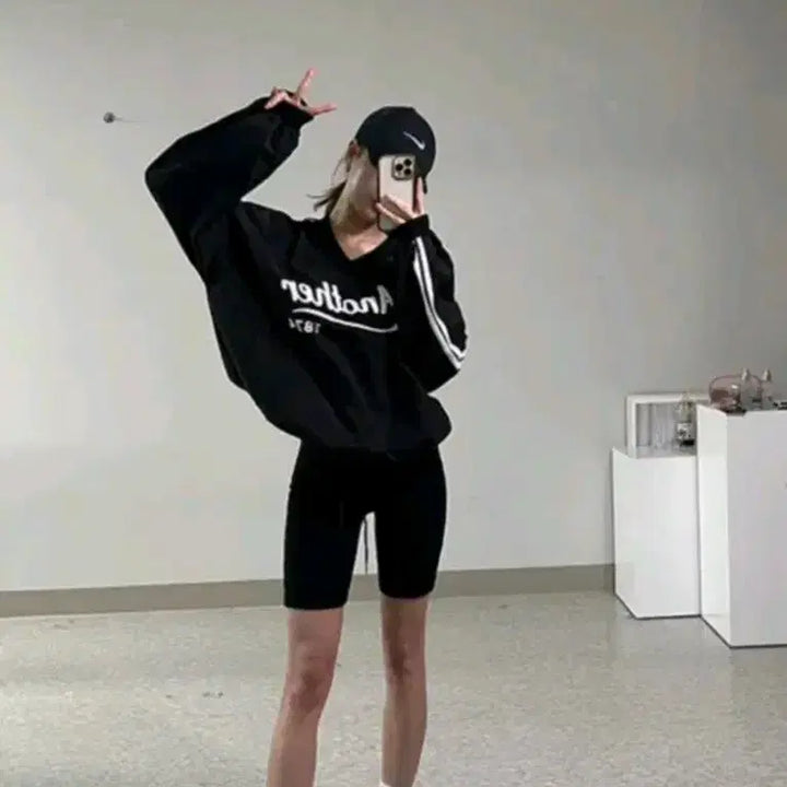 [BUNJANG] TIBBATT Revcity Anorak Sweatshirt / 티티바트 레브시티 아노락 맨투맨