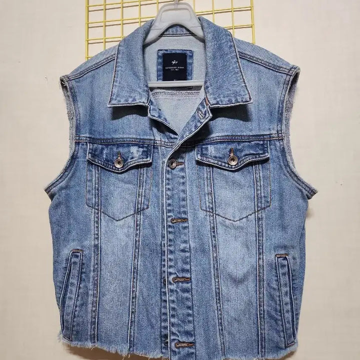 [BUNJANG] BANABANA Denim Vest Light Blue / 바나바나 데님 베스트 청조끼