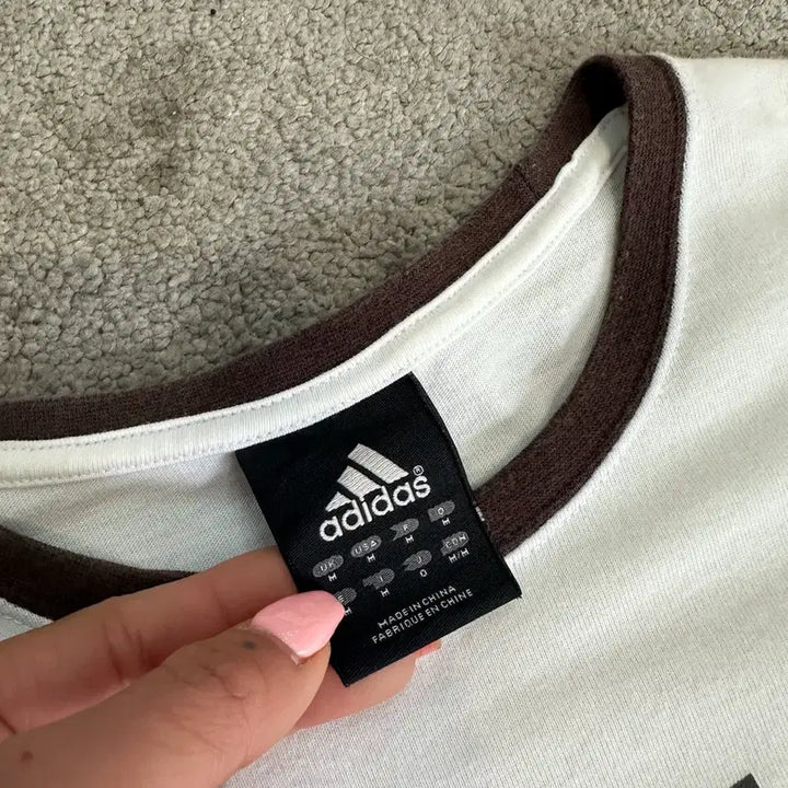 [SOLD OUT] 아디다스 00s 브라운 링거티M-L