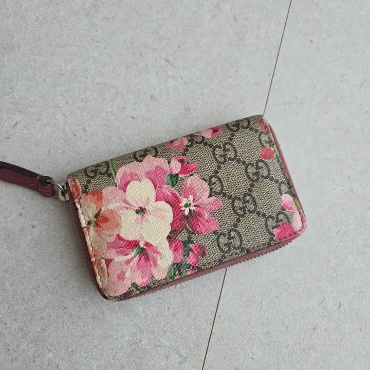 [BUNJANG] Gucci Bloom Zipped Card Wallet / 구찌 블룸지퍼카드지갑