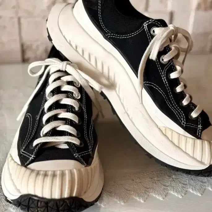 [BUNJANG] Converse Chuck 70 AT-CX Low Black Sneakers / 컨버스 척 70 AT-CX 로우 블랙 스니커즈