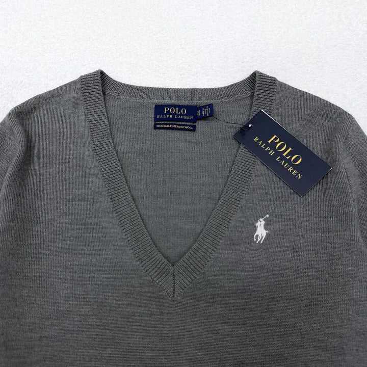 [SOLD OUT] [80] 미사용 폴로 그레이 브이넥 니트