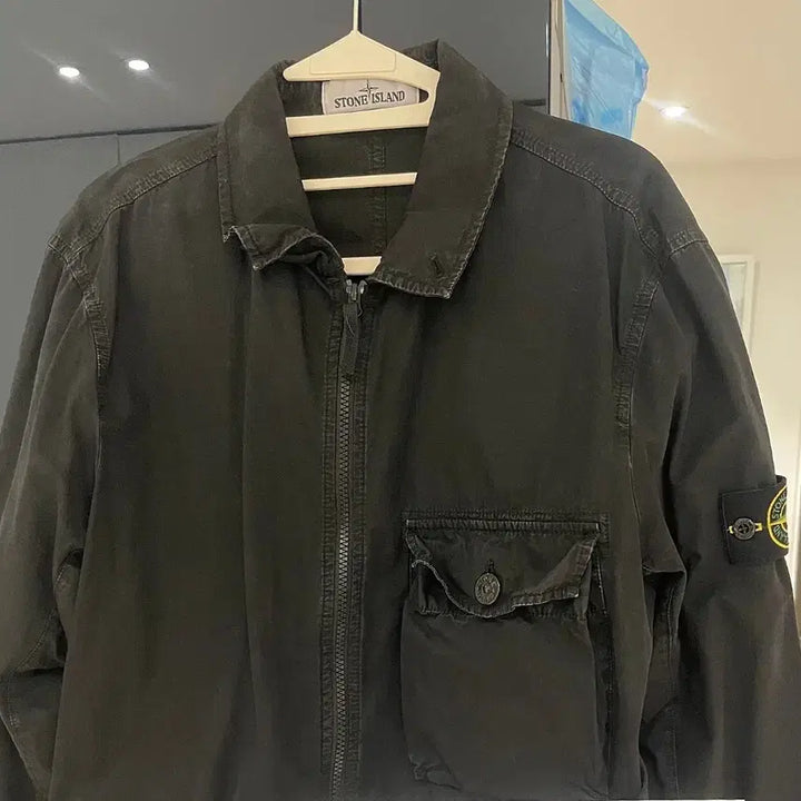 [SOLD OUT] 스톤아일랜드 21ss  올드이펙트 오버셔츠 블랙 L