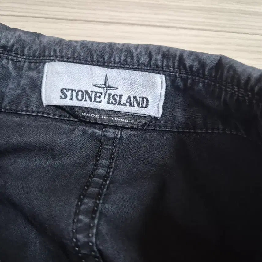 [SOLD OUT] 스톤아일랜드 21ss  올드이펙트 오버셔츠 블랙 L