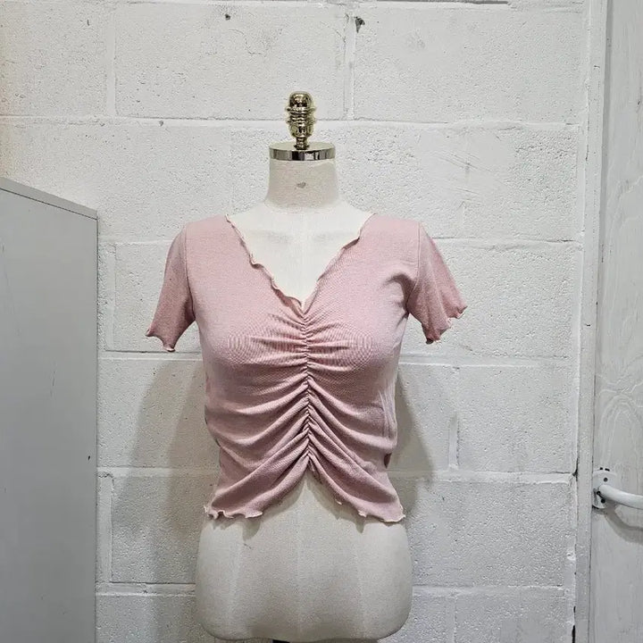 [BUNJANG] V-Neck Cropped T-Shirt - Pink / 앞셔링 반크롭 브이넥 반팔- 핑크