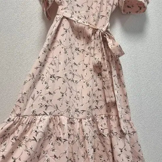 [BUNJANG] Cherryville Off-shoulder Floral Dress / 오프숄더 플라워 원피스
