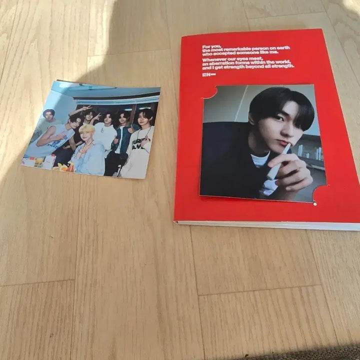 [BUNJANG] ENHYPEN Album Red Version + Group Photocard / 엔하이픈 앨범 팝니다  + 단체 포토