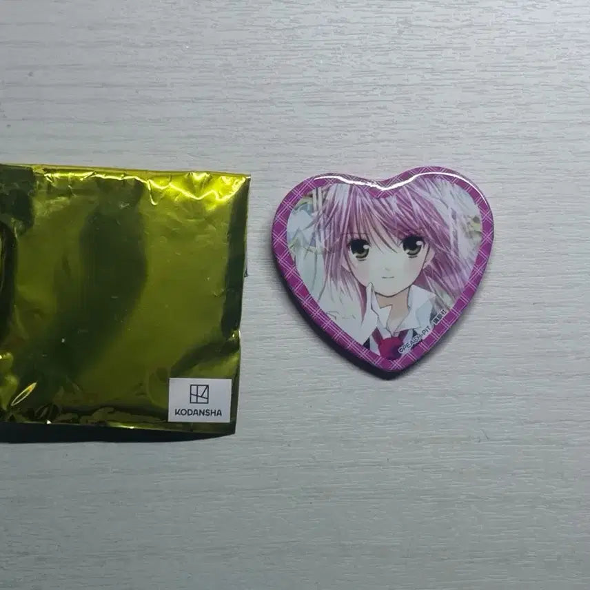[BUNJANG] Character Chracter Change Amu Heart Badge / 캐캐체 캐릭캐릭체인지 아무 하트 캔뱃지