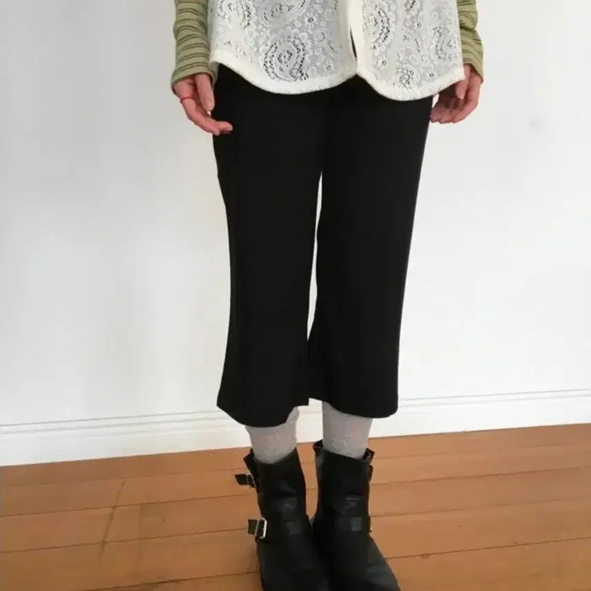 [BUNJANG] Capri Slacks Pants (Black) / 에이블리 지그재그 카프리 슬랙스 팬츠 (블랙)