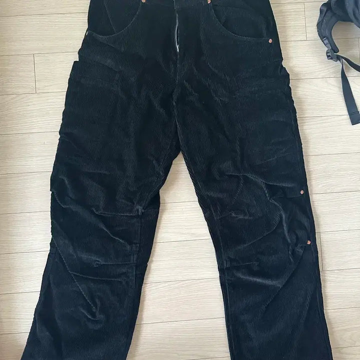 [BUNJANG] Andersson Bell Corduroy Cargo Pants / 엔더슨벨 카고팬츠
