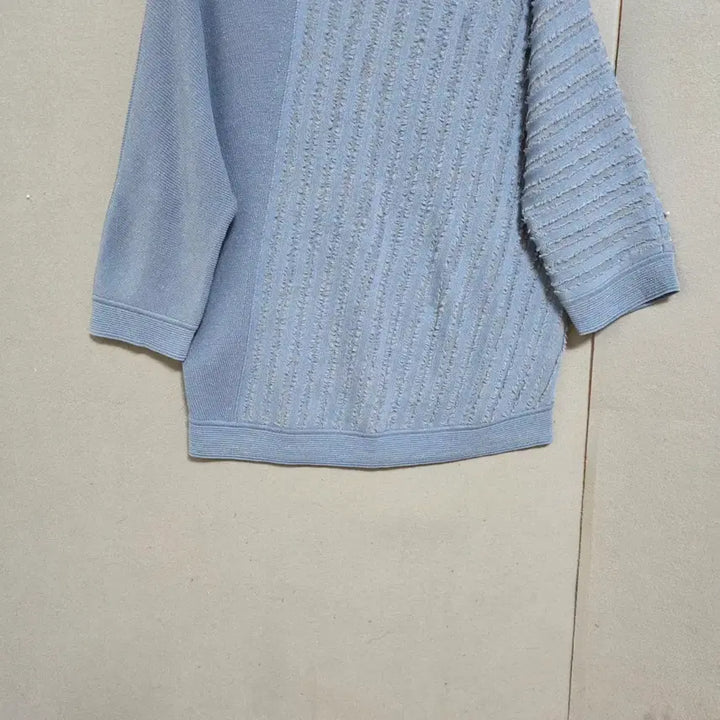 [BUNJANG] Aizatbaba Blue Knit Sweater / 아이잣바바 블루 니트 n3461