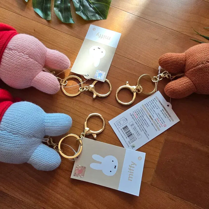 [BUNJANG] Miffy Knit Cape Doll Keyring / (새상품) 미피 니트 망토 인형 키링 3종