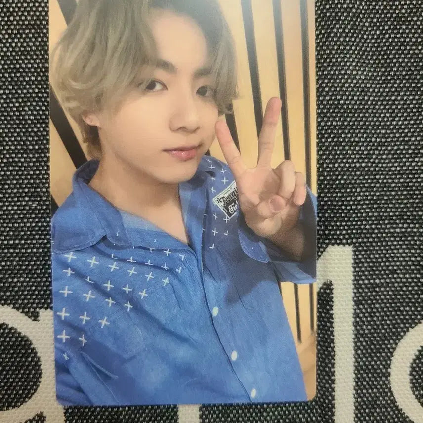 [BUNJANG] BTS Jungkook BE Soundwave M2U Lucky Draw Photocard Grammy / 정국 BE 사웨 엠투유 m2u 럭드 럭키드로우 사운드웨이브 포카 그래미
