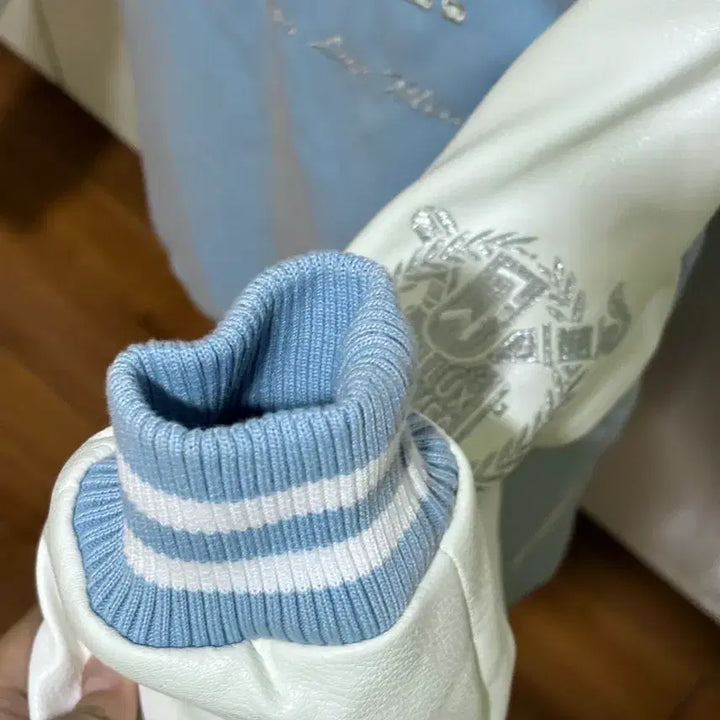 [SOLD OUT] 서울대 연파랑 야구점퍼 S사이즈 새상품