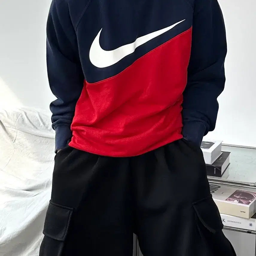 [SOLD OUT] 나이키 배색 빅로고 맨투맨 L