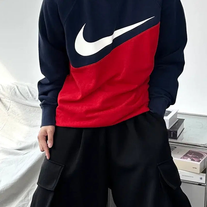 [SOLD OUT] 나이키 배색 빅로고 맨투맨 L