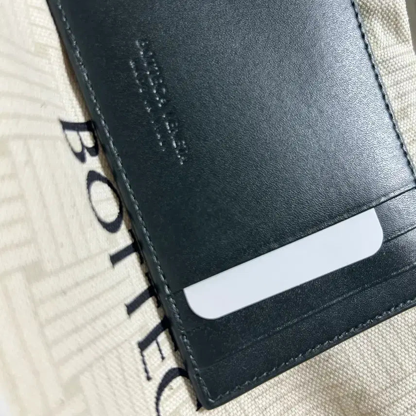 [BUNJANG] Bottega Veneta Cassette Card Case Dark Moss Card Wallet / Bottega Veneta 카세트 신용카드 케이스 다크모스 카드지갑