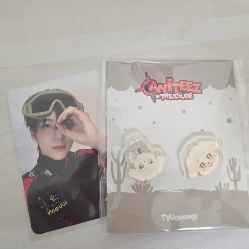 [BUNJANG] ATEEZ Yunho Sticker Photocard + TREASURE Popup / 에이티즈 윤호 스티콘 튜덩이 포카포함 인 트레저 팝업