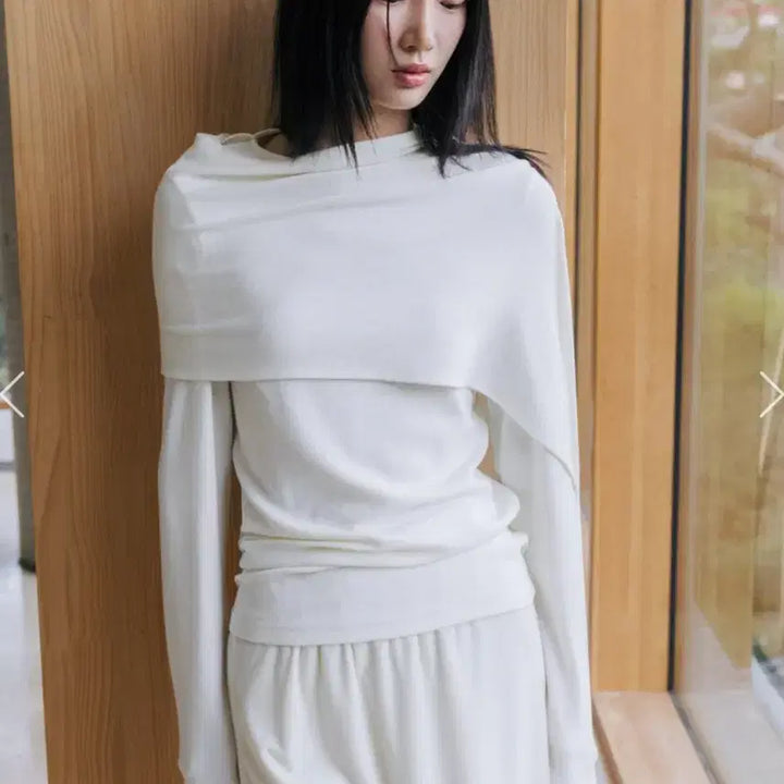 [BUNJANG] MONOHA Muffler T-Shirt / 모노하 머플러 티셔츠