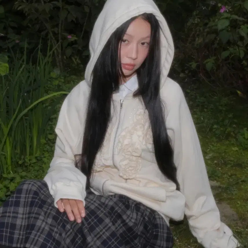 [BUNJANG] PlayUp Ruffle Zip Hoodie - Ivory 1 / 플레이업 Ruffle Zip Hoodie