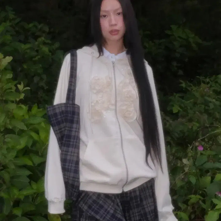 [BUNJANG] PlayUp Ruffle Zip Hoodie - Ivory 1 / 플레이업 Ruffle Zip Hoodie