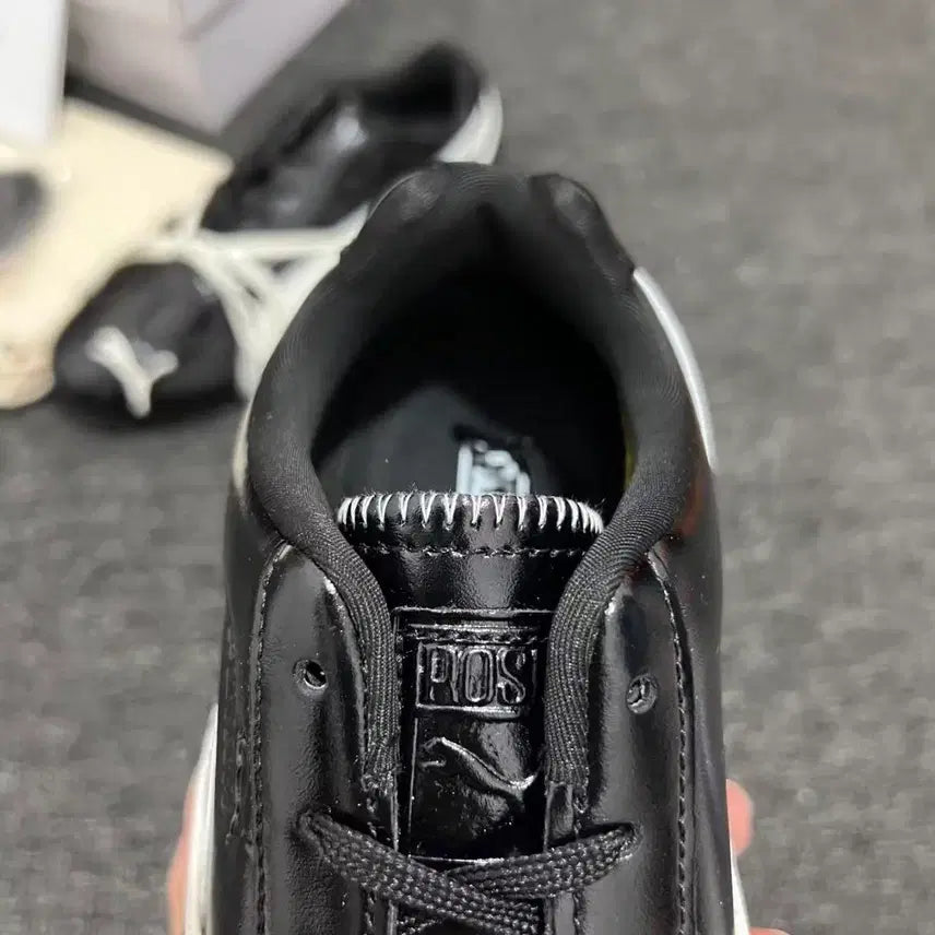 [BUNJANG] MA X ROSE Speedcat PRM Black Warm White 240mm Sneakers / 마 x 로제 스피드캣 PRM 블랙 웜 화이트 240mm