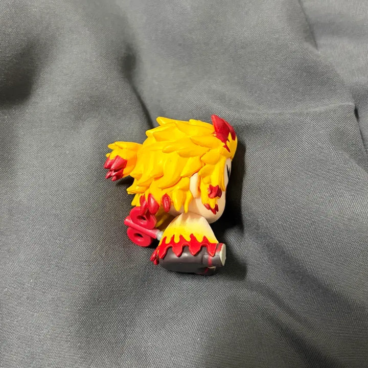 [BUNJANG] Demon Slayer Rengoku Petatto Wind-up Figure / 귀칼 렌고쿠 페탓토 태엽 가챠