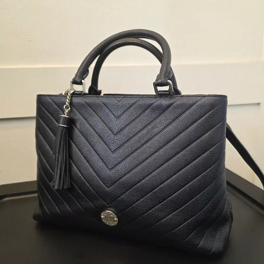 [BUNJANG] MSTORECITY Neo Luce Black Tote Bag / Shoulder Bag / 메트로씨티 네오 루체 블랙 V백 토트겸숄더백