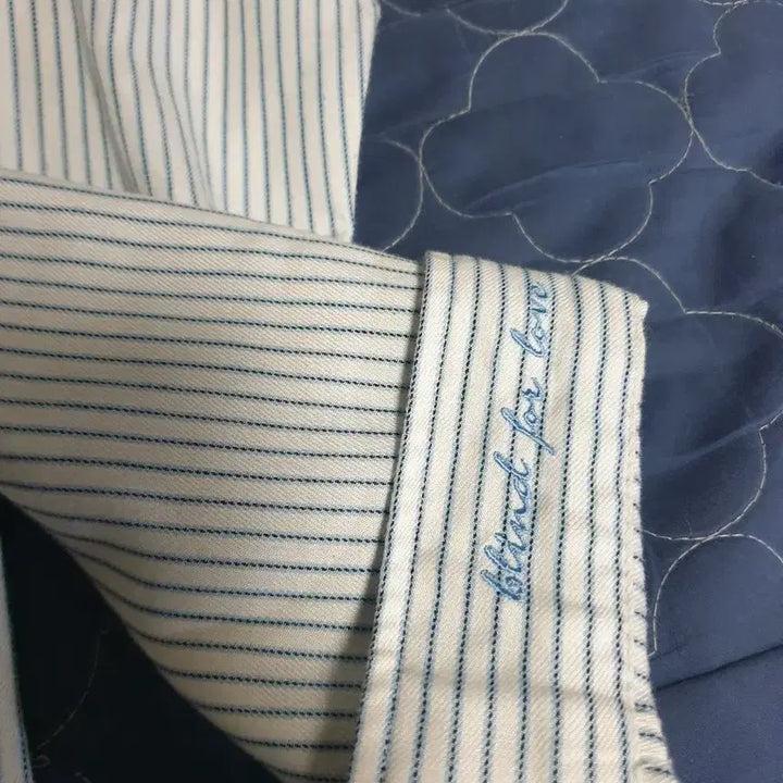 [BUNJANG] Diamond Layla Poly-Blend Striped Long Sleeve Shirt (Blue, XL) / 다이아몬드레이라 폴리혼방 스트라이프 긴팔셔츠 블루 (XL)