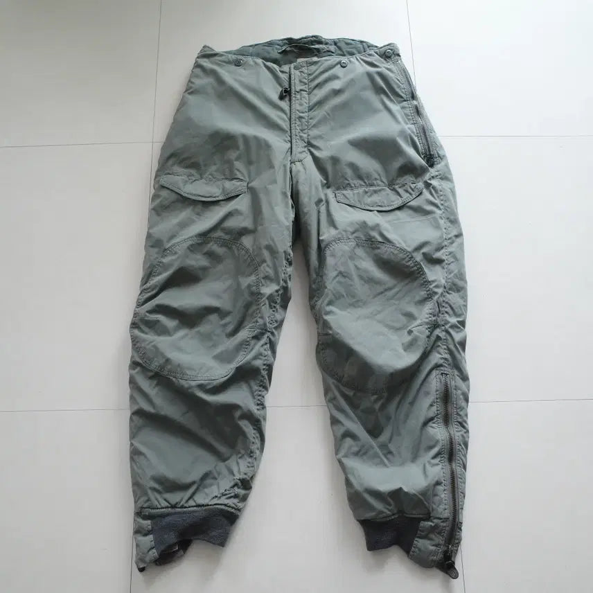 [BUNJANG] USAF Isratex F-1B Extreme Cold Weather Pants / 80s 미군 오리지널 USAF Type F-1B 극동계용 바지
