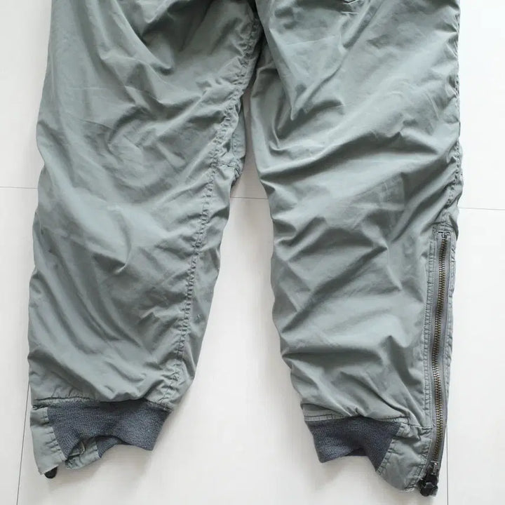 [BUNJANG] USAF Isratex F-1B Extreme Cold Weather Pants / 80s 미군 오리지널 USAF Type F-1B 극동계용 바지