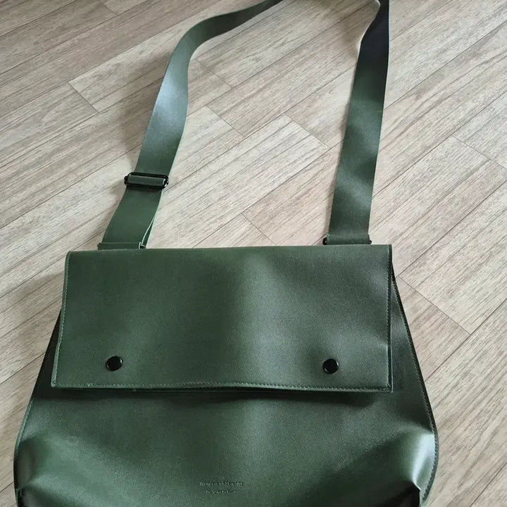 [BUNJANG] Baan Crossbody Bag / Baan 크로스백 가방