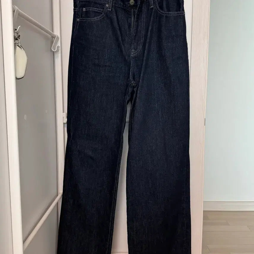 [BUNJANG] Uniqlo Wide Straight Raw Denim Jeans / 유니클로 와이드 스트테이트 생지 데님 26