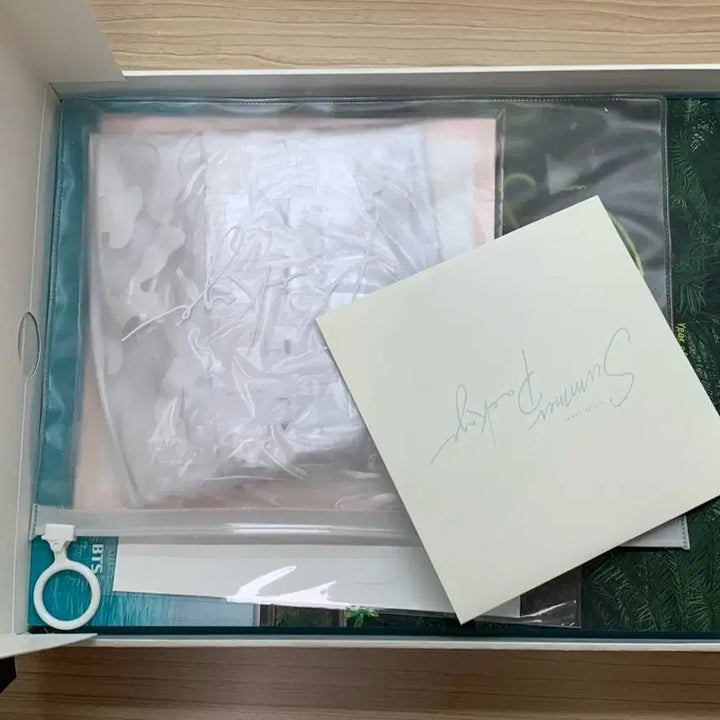 [BUNJANG] BTS 2016 Summer Package Dubai DVD Full Set / 방탄소년단 2016 썸머 패키지 두바이 DVD 풀박