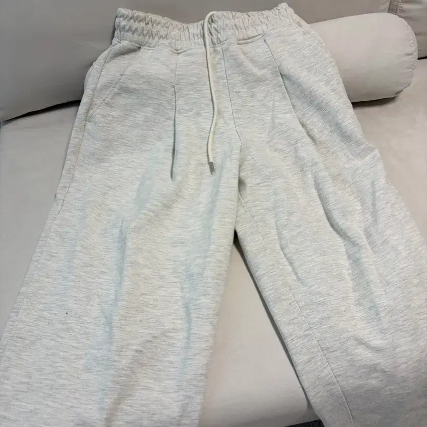 [BUNJANG] Zero Deep One Tuck Sweat Pants Oatmeal XS / 제로 Deep One Tuck Sweat Pants 오트밀 XS