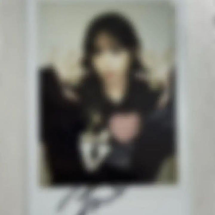 [BUNJANG] tripleS Kotone Signed Polaroid / 트리플에스 코토네 싸인 폴라로이드 kotone sign polaroid