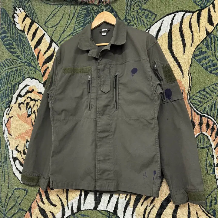 [BUNJANG] Austrian Army Olive Field Jacket (Size S) / [S] 오스트리아군 올리브 필드 자켓
