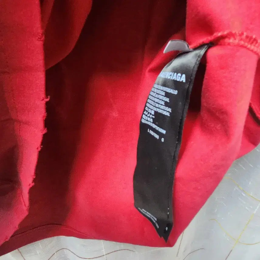 [BUNJANG] Balenciaga Red Logo Vintage T-shirt L / 발렌시아가 레드 로고 빈티지 반팔 티셔츠 L