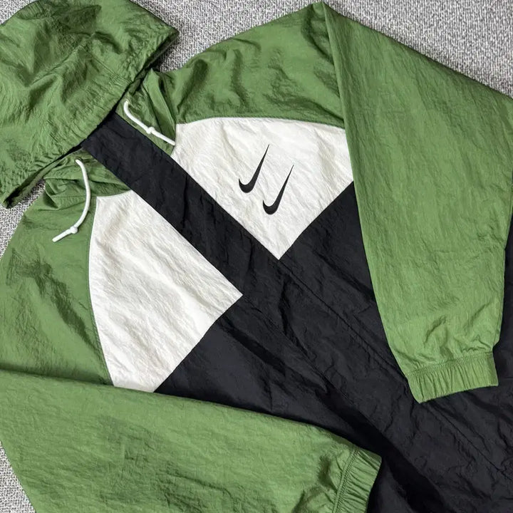 [BUNJANG] Nike Double Swoosh Windbreaker Jacket / 나이키 더블스우시 바람막이