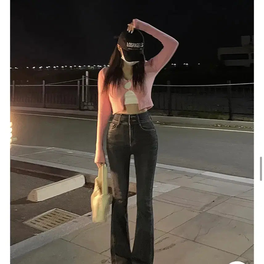 [BUNJANG] High-Waist Bootcut Denim Jeans / 키작녀 하이웨스트 부츠컷 골반핏 데님 팬츠 흑청 기모있음
