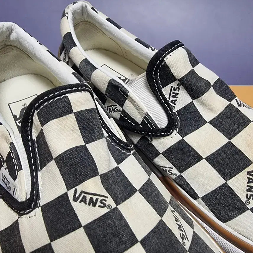 [BUNJANG] Vans Checkerboard Slip-on Black/White Sneakers / 반스 체커보드 250 슬립온 블랙/화이트