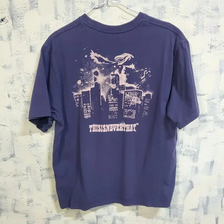 [SOLD OUT] 디스이즈네버댓 네이비 반팔 티셔츠 s