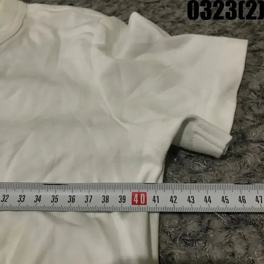 [BUNJANG] Uniqlo White Short Sleeve T-shirt (M) / 유니클로 화이트 반팔 티셔츠 m
