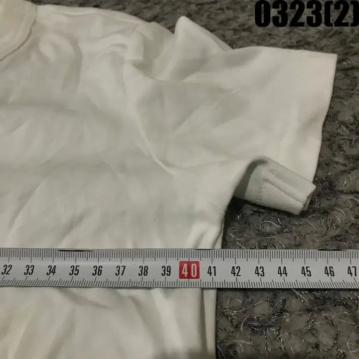 [BUNJANG] Uniqlo White Short Sleeve T-shirt (M) / 유니클로 화이트 반팔 티셔츠 m
