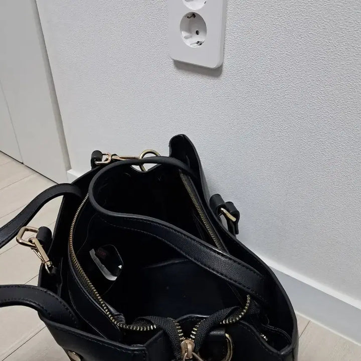 [BUNJANG] Black Crossbody/Tote Bag / 블랙 토트백 숄더백 크로스백 가방블랙 크로스/토트백