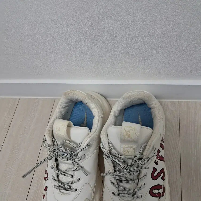 [BUNJANG] MLB Boston Chunky Sneakers / MLB 화이트 어글리 스니커즈 운동화 MLB Boston 청키 운동화 2