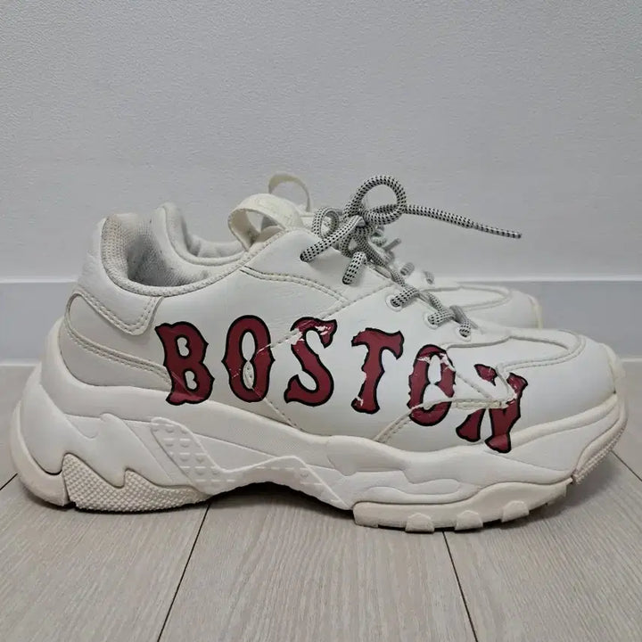 [BUNJANG] MLB Boston Chunky Sneakers / MLB 화이트 어글리 스니커즈 운동화 MLB Boston 청키 운동화 2